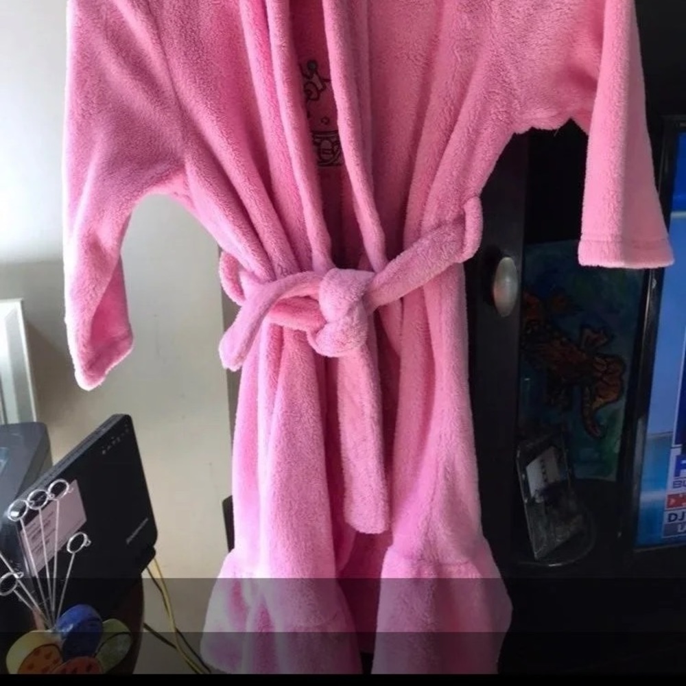 Hello Kitty Princess Robe - Picture 4 of 12